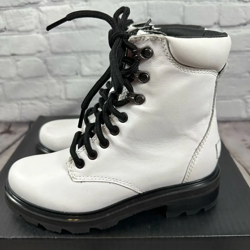 Sorel lennox lace